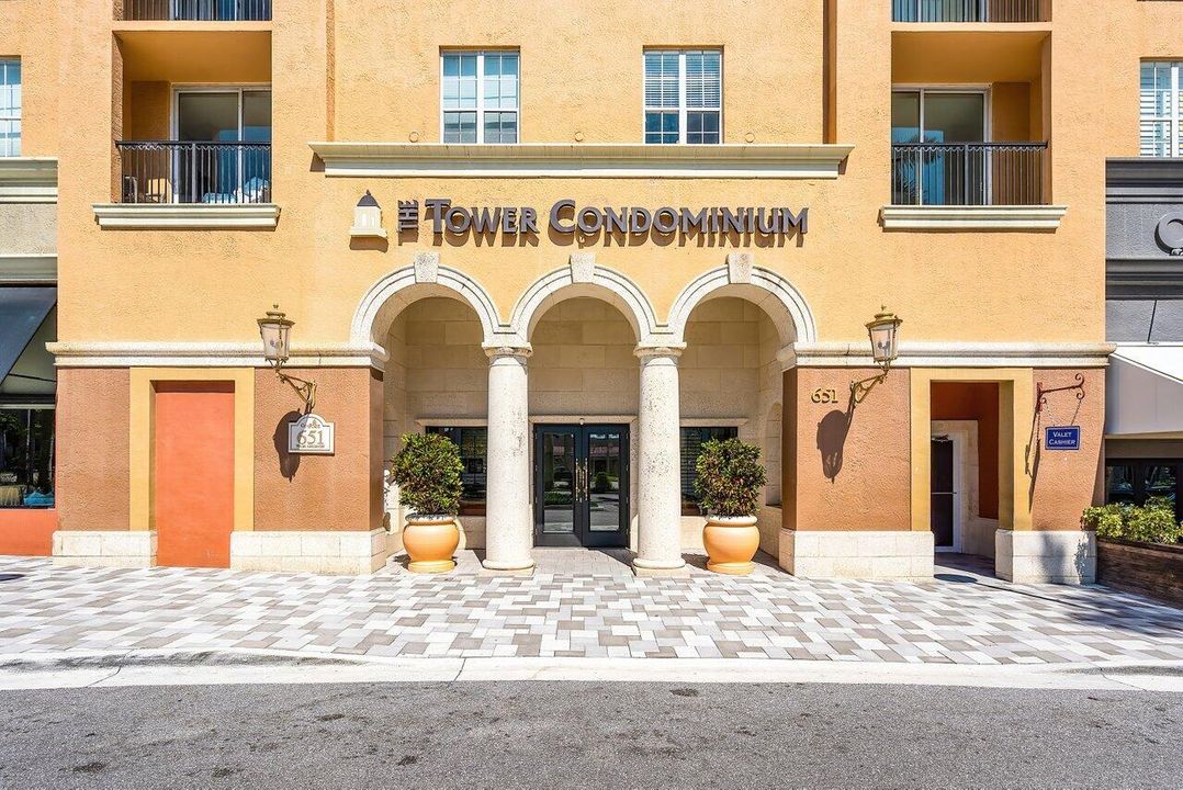 For Sale: $450,000 (2 beds, 2 baths, 1132 Square Feet)