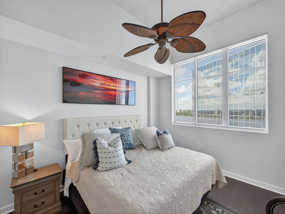 待售: $475,000 (2 贝兹, 2 浴室, 1164 平方英尺)