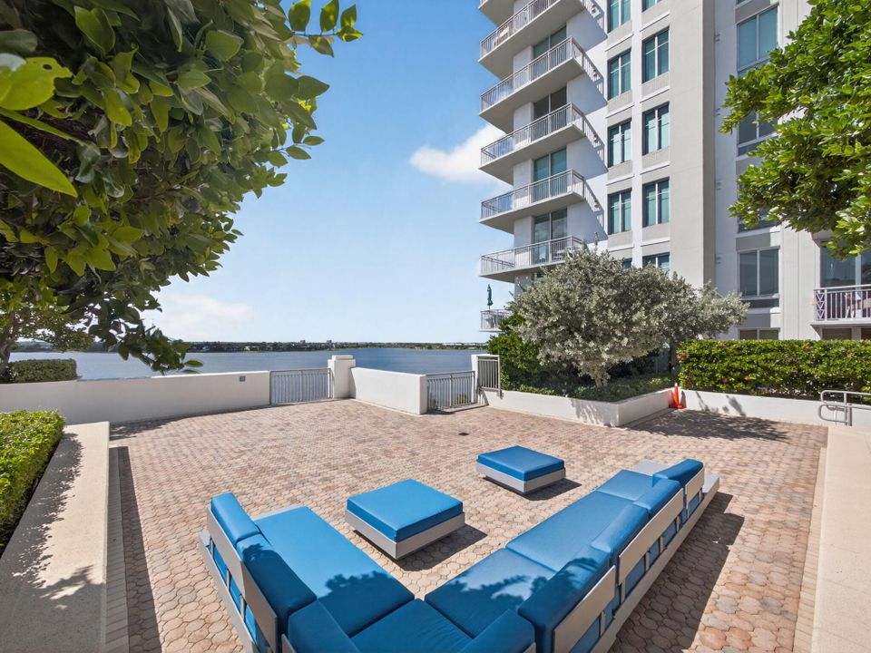 待售: $475,000 (2 贝兹, 2 浴室, 1164 平方英尺)