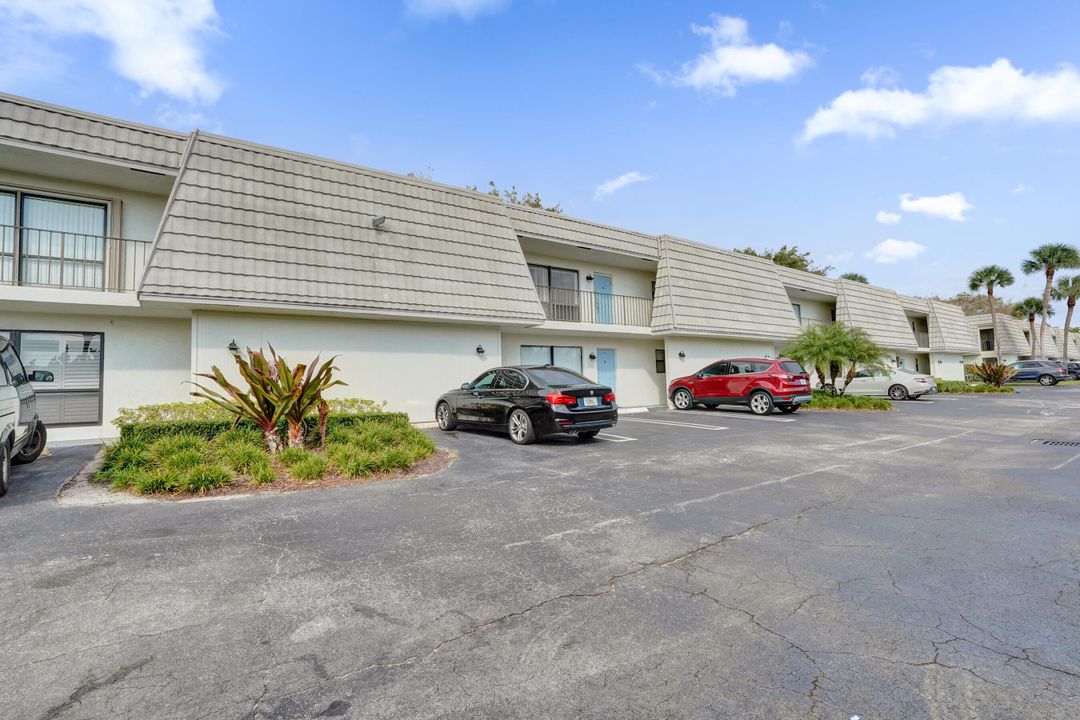 En Venta: $275,000 (2 camas, 2 baños, 1247 Pies cuadrados)