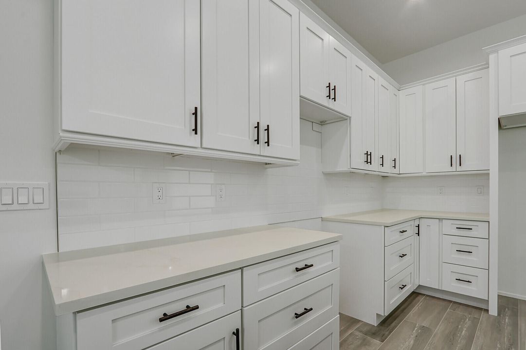 На продажу: $534,900 (3 спален, 3 ванн, 2058 Квадратных фут)