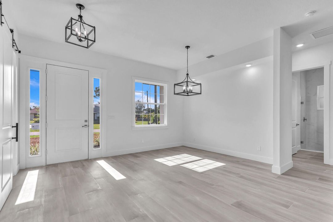 На продажу: $534,900 (3 спален, 3 ванн, 2058 Квадратных фут)