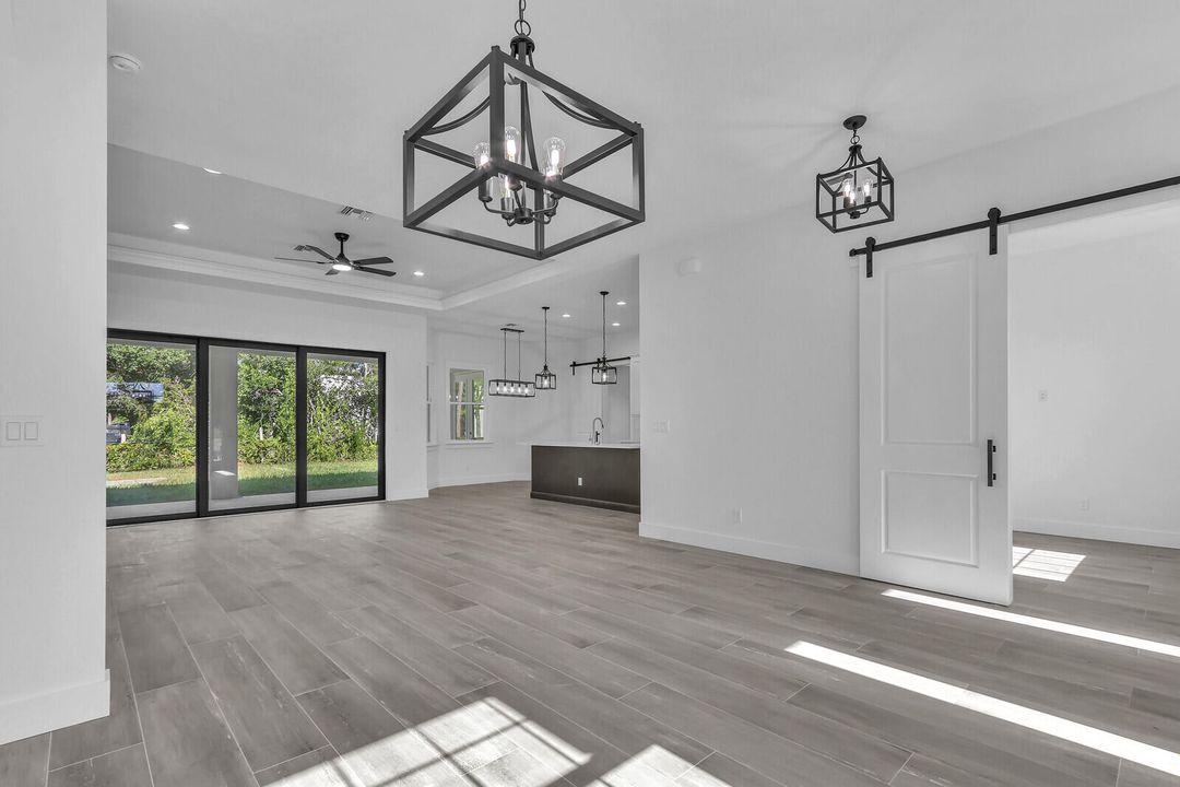 На продажу: $534,900 (3 спален, 3 ванн, 2058 Квадратных фут)