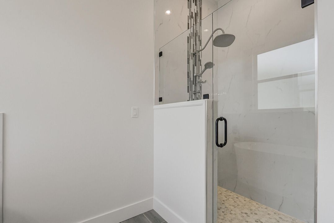 На продажу: $534,900 (3 спален, 3 ванн, 2058 Квадратных фут)