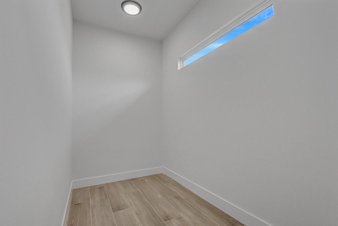 На продажу: $534,900 (3 спален, 3 ванн, 2058 Квадратных фут)