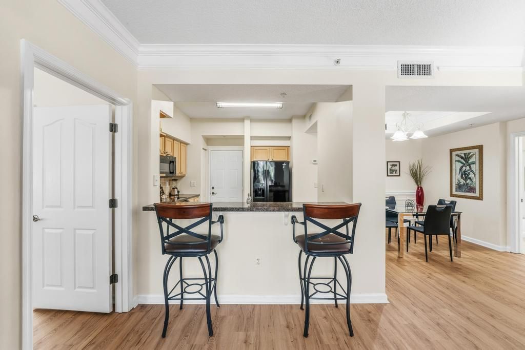 待售: $395,000 (2 贝兹, 2 浴室, 1194 平方英尺)