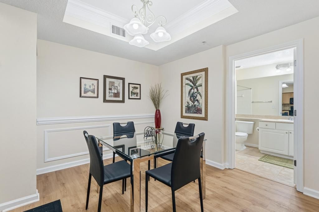 待售: $395,000 (2 贝兹, 2 浴室, 1194 平方英尺)