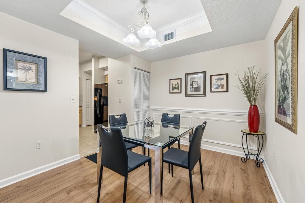 待售: $395,000 (2 贝兹, 2 浴室, 1194 平方英尺)