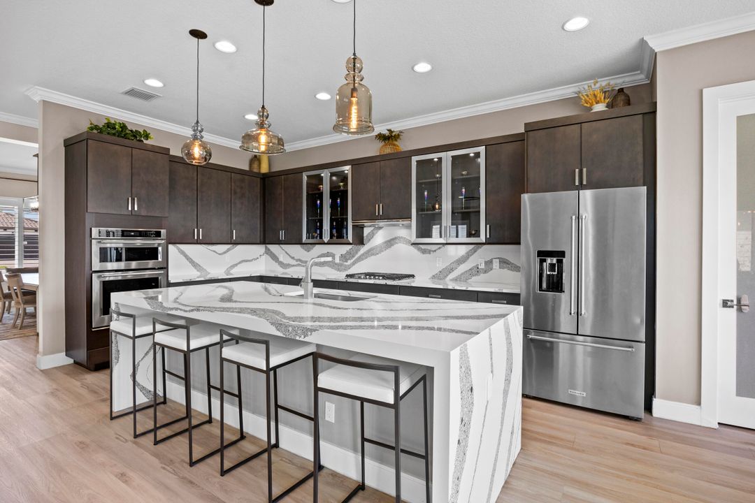 待售: $1,275,000 (5 贝兹, 4 浴室, 3963 平方英尺)