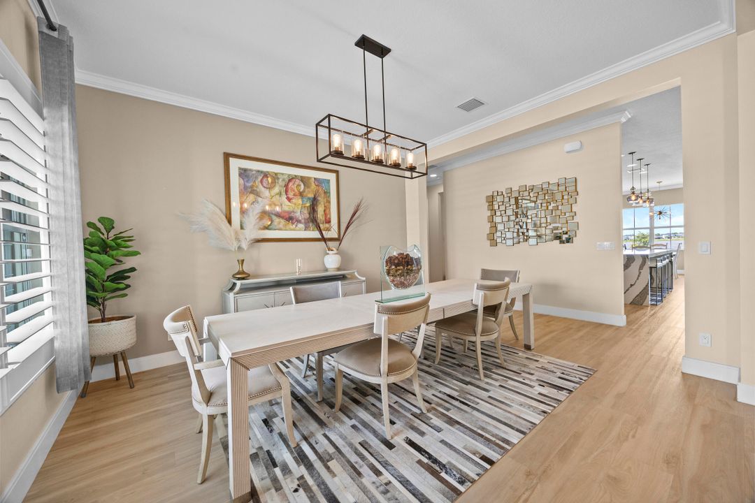 待售: $1,275,000 (5 贝兹, 4 浴室, 3963 平方英尺)