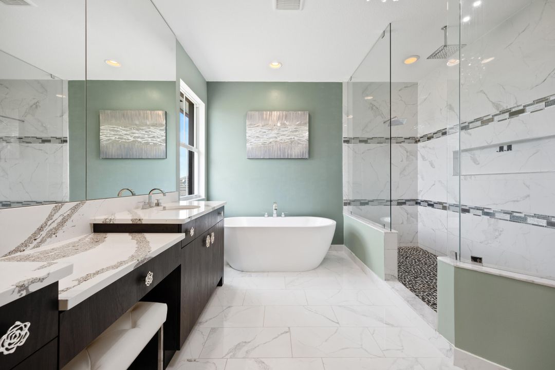 待售: $1,275,000 (5 贝兹, 4 浴室, 3963 平方英尺)