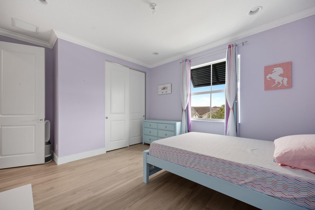 待售: $1,275,000 (5 贝兹, 4 浴室, 3963 平方英尺)