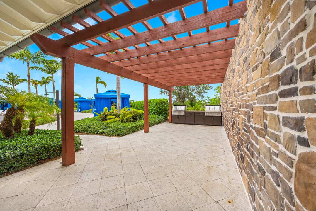 待售: $1,275,000 (5 贝兹, 4 浴室, 3963 平方英尺)