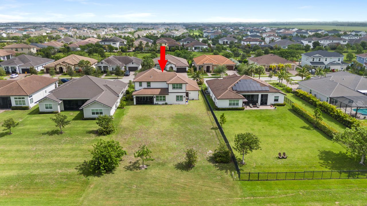 待售: $1,275,000 (5 贝兹, 4 浴室, 3963 平方英尺)