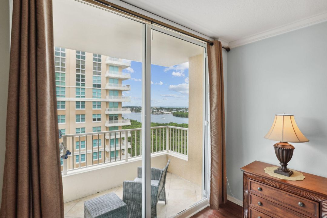 For Sale: $509,000 (2 beds, 2 baths, 1130 Square Feet)