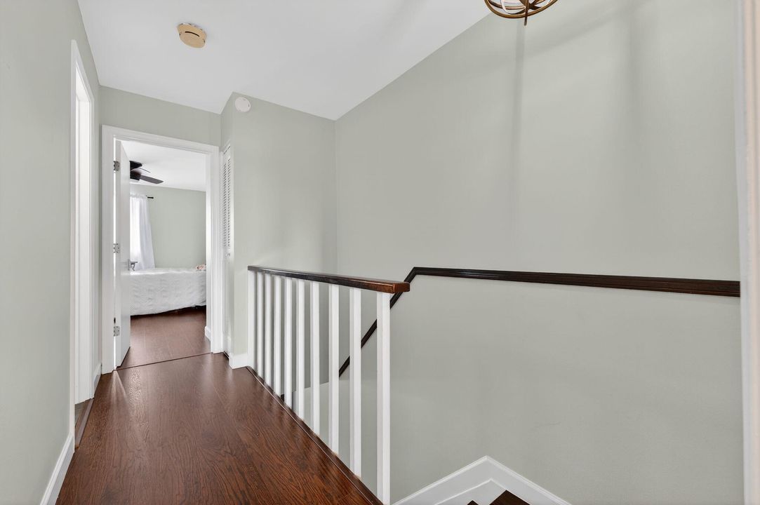 En Venta: $239,000 (2 camas, 2 baños, 1336 Pies cuadrados)