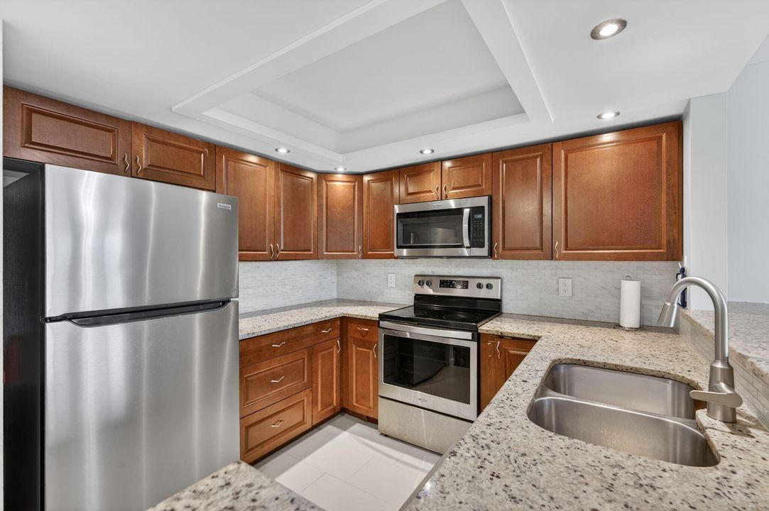 En Venta: $239,000 (2 camas, 2 baños, 1336 Pies cuadrados)