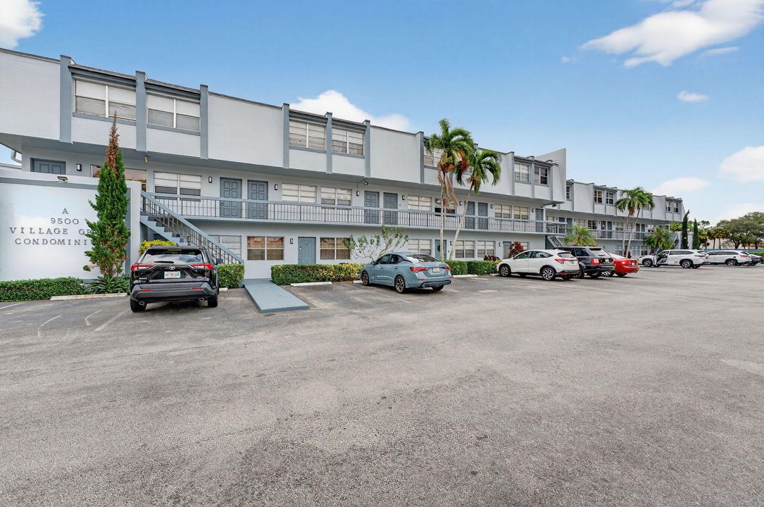 En Venta: $239,000 (2 camas, 2 baños, 1336 Pies cuadrados)