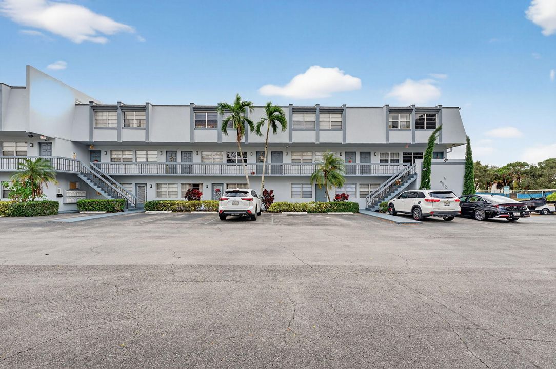 En Venta: $239,000 (2 camas, 2 baños, 1336 Pies cuadrados)