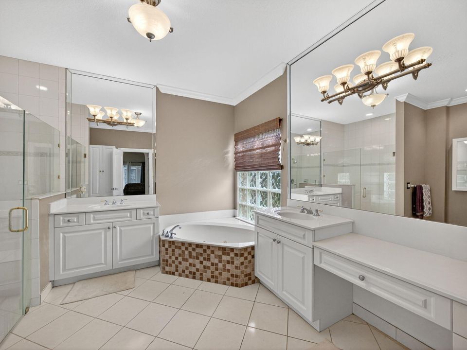 На продажу: $514,000 (3 спален, 2 ванн, 1867 Квадратных фут)