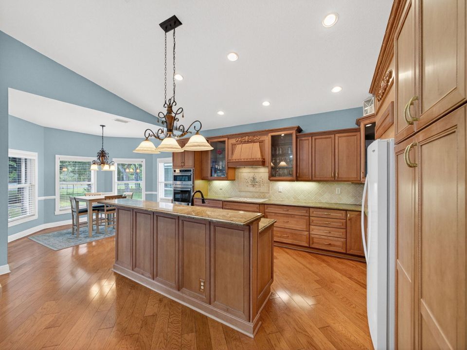 На продажу: $514,000 (3 спален, 2 ванн, 1867 Квадратных фут)