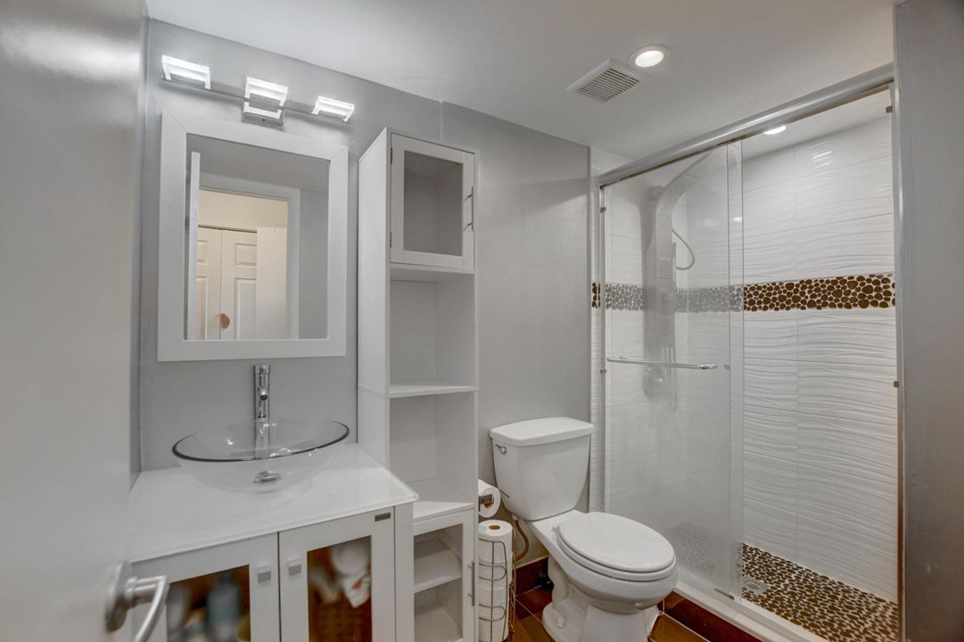 En Venta: $239,000 (2 camas, 2 baños, 1336 Pies cuadrados)