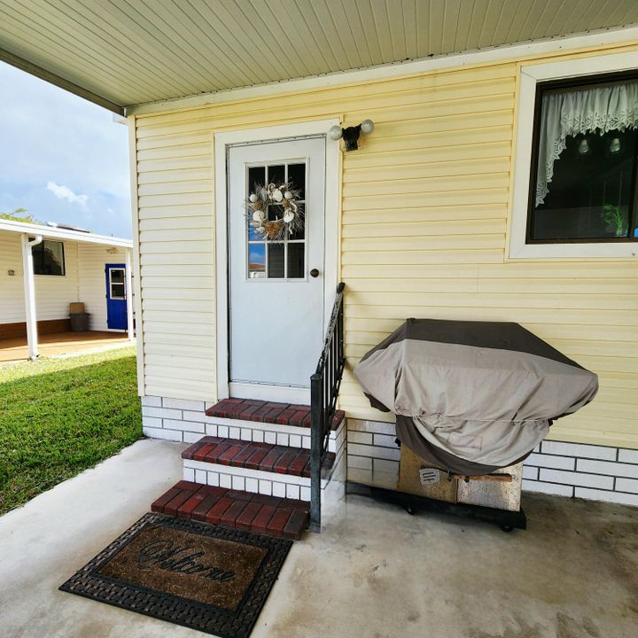 For Sale: $74,999 (2 beds, 2 baths, 768 Square Feet)