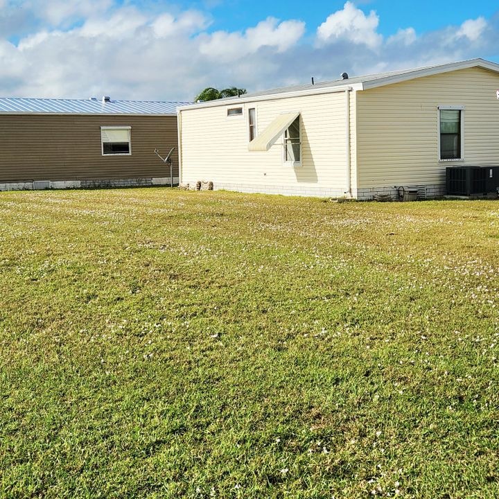 For Sale: $74,999 (2 beds, 2 baths, 768 Square Feet)