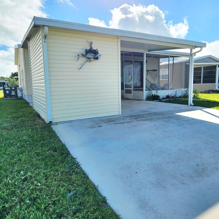 For Sale: $74,999 (2 beds, 2 baths, 768 Square Feet)