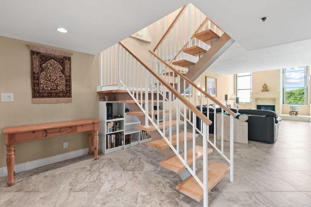 En Venta: $675,000 (2 camas, 2 baños, 1938 Pies cuadrados)