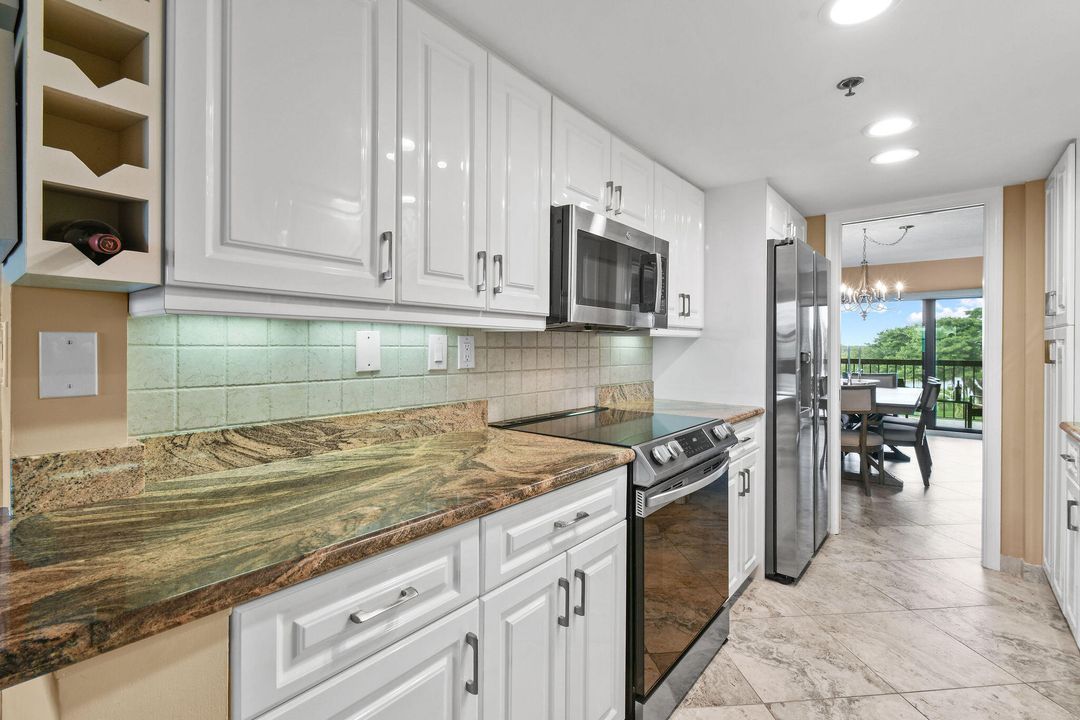 En Venta: $675,000 (2 camas, 2 baños, 1938 Pies cuadrados)