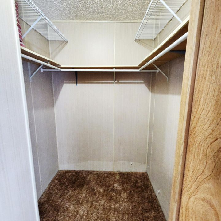 For Sale: $74,999 (2 beds, 2 baths, 768 Square Feet)