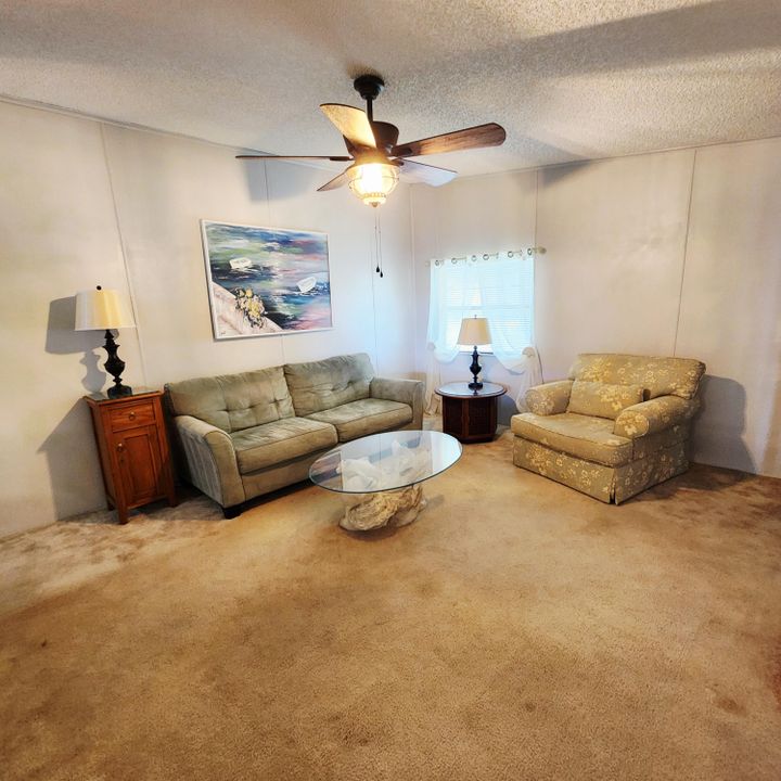 For Sale: $74,999 (2 beds, 2 baths, 768 Square Feet)