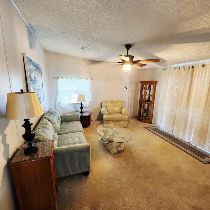 For Sale: $74,999 (2 beds, 2 baths, 768 Square Feet)