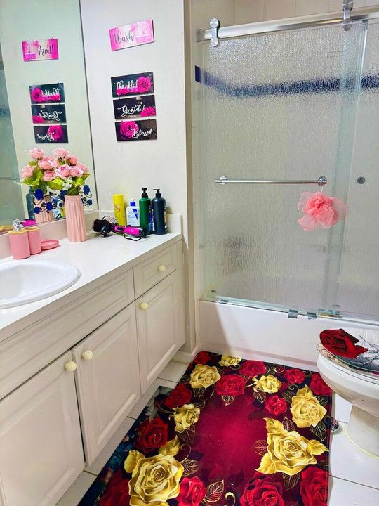 На продажу: $399,000 (3 спален, 2 ванн, 1570 Квадратных фут)