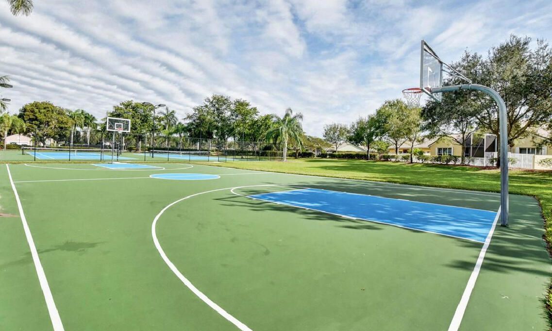 На продажу: $399,000 (3 спален, 2 ванн, 1570 Квадратных фут)