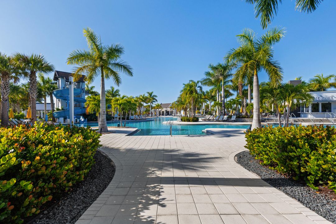 Active With Contract: $3,500 (3 beds, 3 baths, 2041 Square Feet)