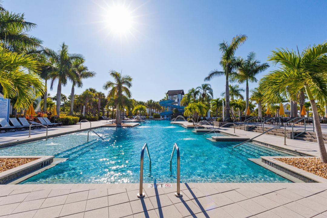 Active With Contract: $3,500 (3 beds, 3 baths, 2041 Square Feet)