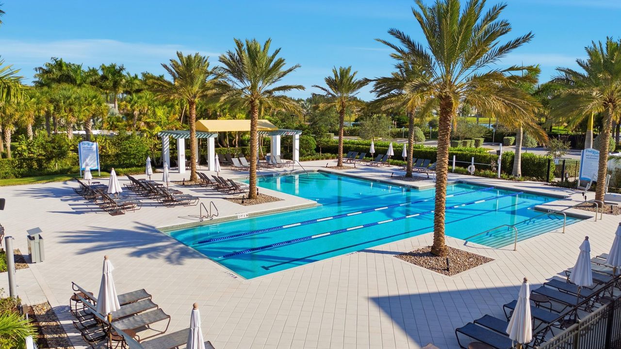 Active With Contract: $3,500 (3 beds, 3 baths, 2041 Square Feet)