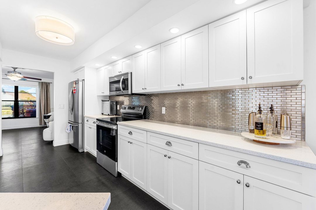 For Sale: $649,900 (3 beds, 2 baths, 1625 Square Feet)