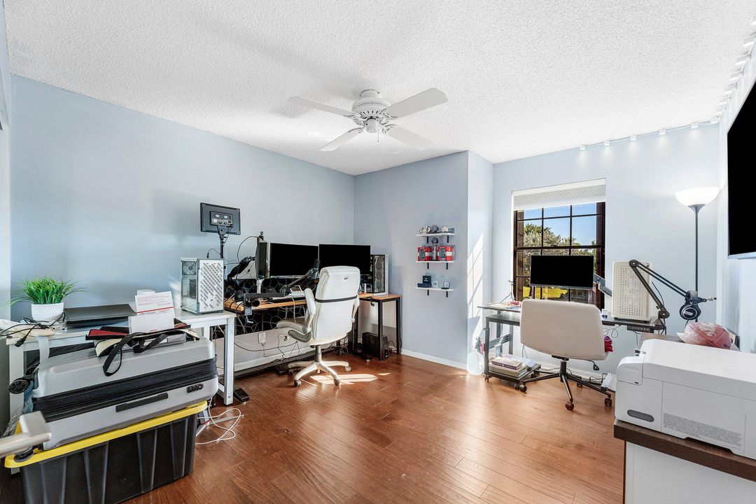 For Sale: $649,900 (3 beds, 2 baths, 1625 Square Feet)