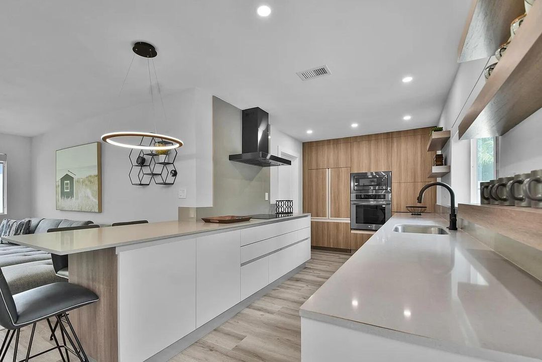 For Sale: $795,000 (4 beds, 2 baths, 1574 Square Feet)