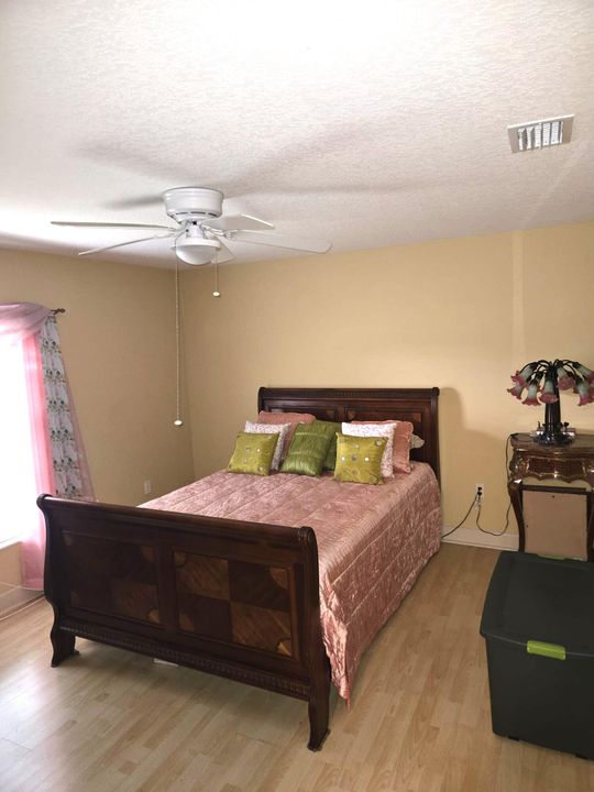 For Sale: $415,000 (3 beds, 2 baths, 2294 Square Feet)