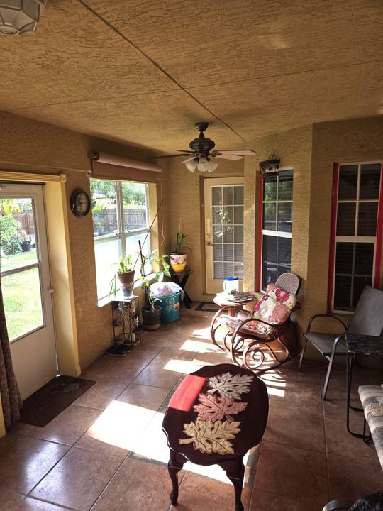 For Sale: $415,000 (3 beds, 2 baths, 2294 Square Feet)