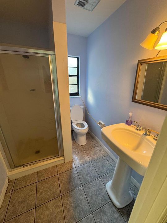 На продажу: $240,000 (2 спален, 2 ванн, 1288 Квадратных фут)