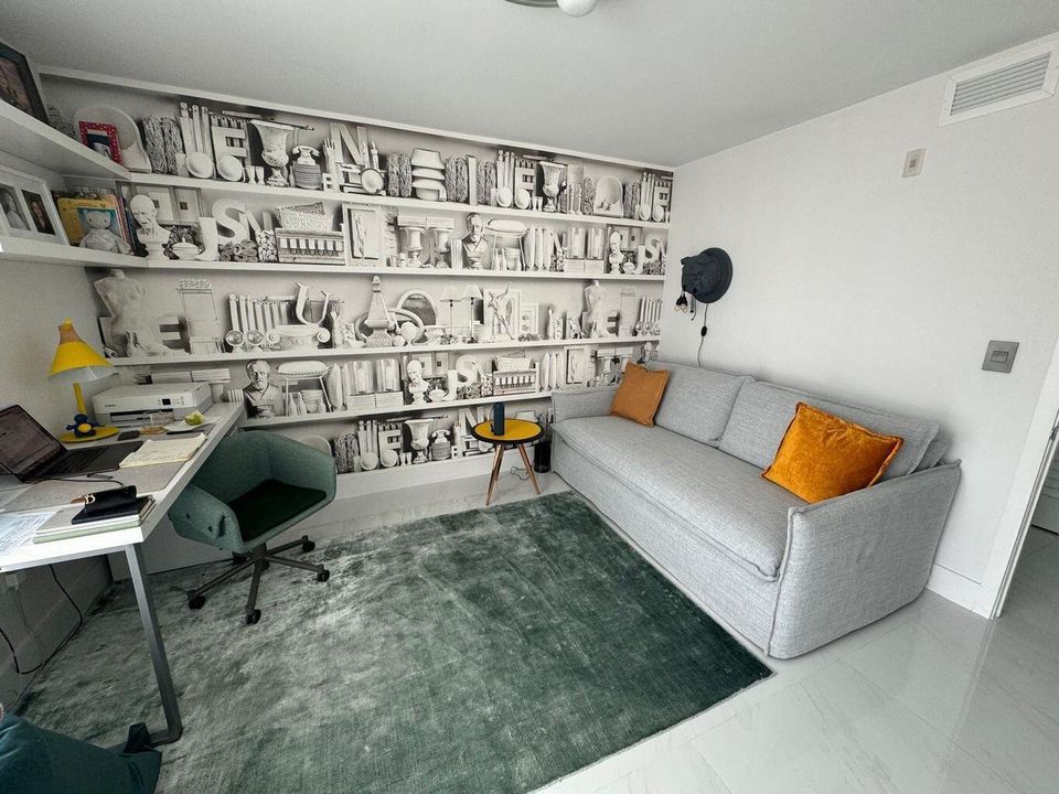 For Rent: $7,250 (2 beds, 2 baths, 1260 Square Feet)