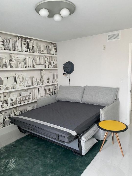 For Rent: $7,250 (2 beds, 2 baths, 1260 Square Feet)