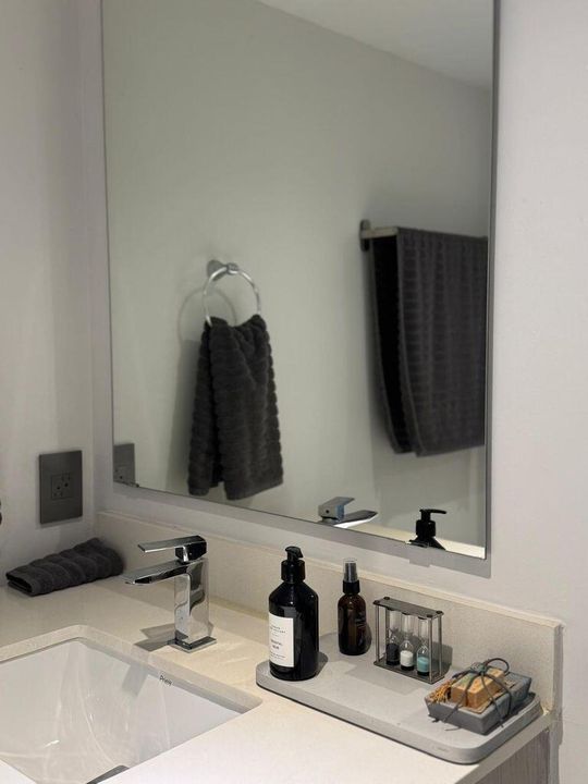 For Rent: $7,250 (2 beds, 2 baths, 1260 Square Feet)