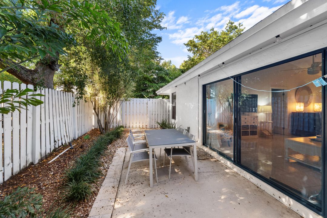 出租: $10,000 (2 贝兹, 2 浴室, 1000 平方英尺)