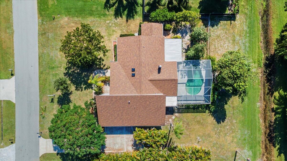 For Sale: $550,000 (3 beds, 2 baths, 2507 Square Feet)